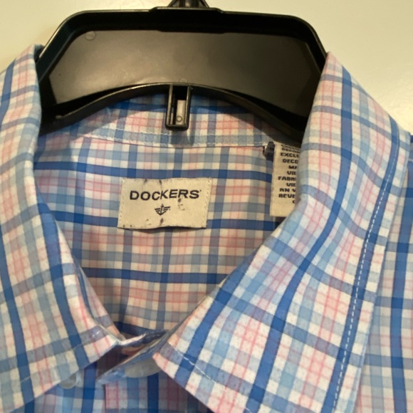 Dockers button down shirt for Men in size XL.  Cool summer plaid.  Looks great! - Picture 3 of 6